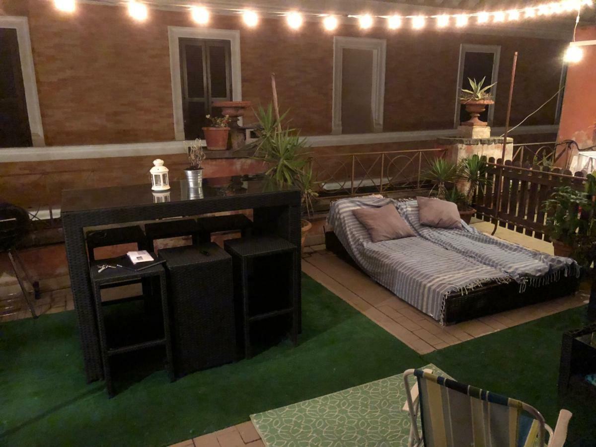 Privatunterkunft Sky House *
